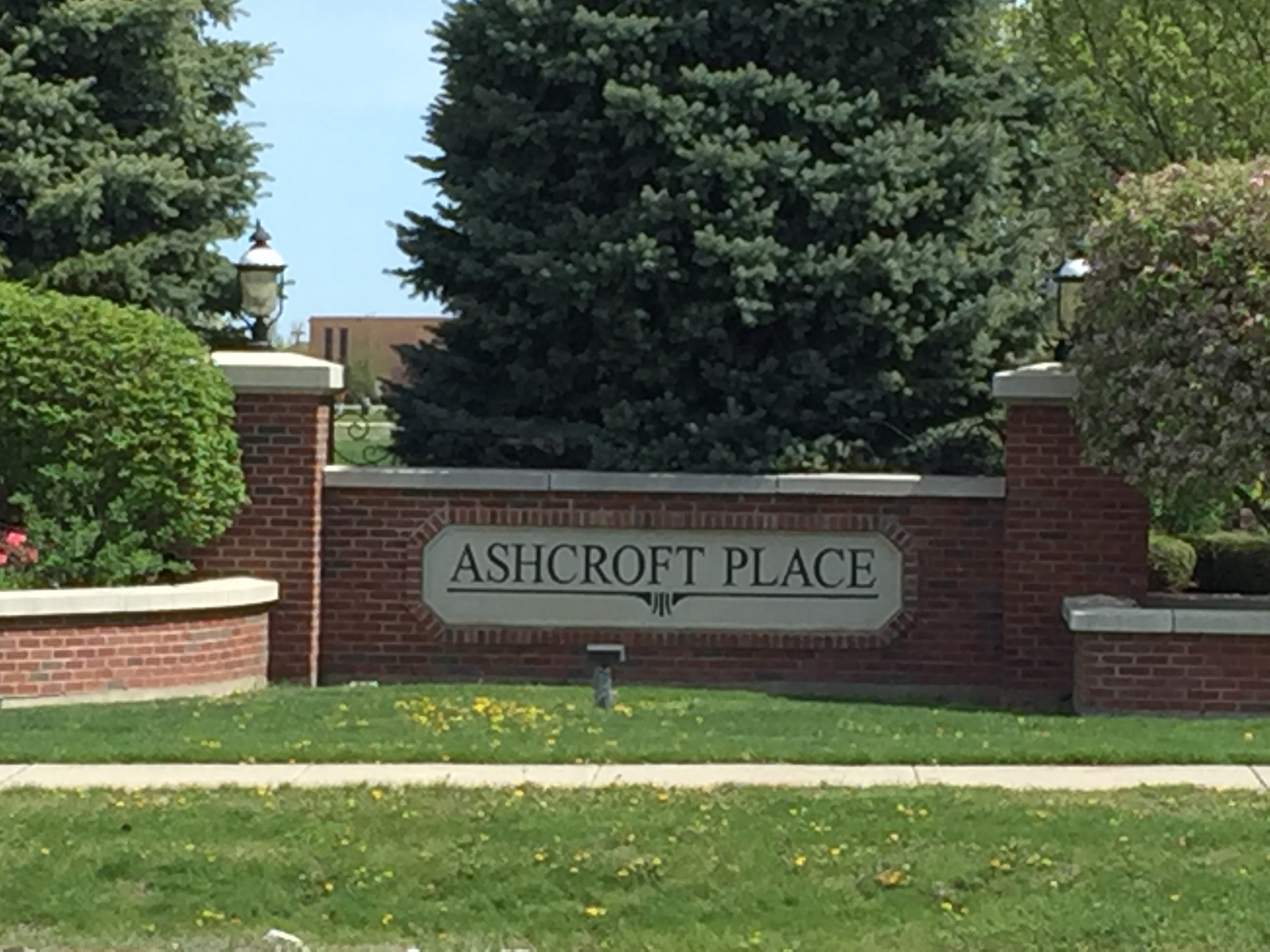 Ashcroft Place Entrance
